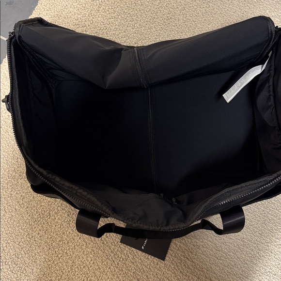 Fabletics Black Duffel Bag for Men - Picture 3 of 4